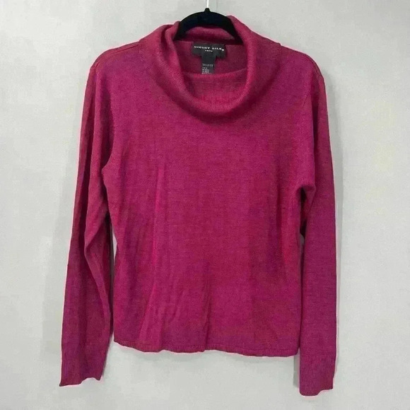 August Silk Knit Sweater Womens Large Cozy Soft Elevated Basic Minimalist Classy - Picture 1 of 9